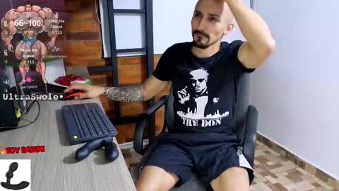 Marck  Independent model  online show from December 2025 02:08:02 AM