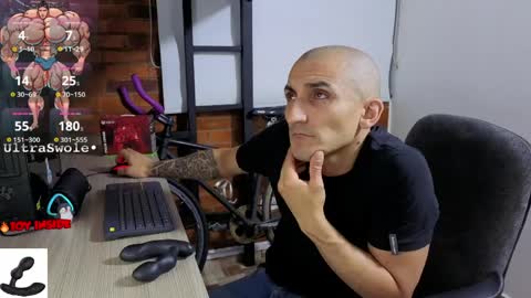 Marck  Independent model  online show from April 2026 03:04:02 AM