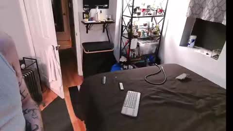 Snapshot of marctheslut chatting on November 2025 10:04:02 PM marctheslut online show from November 2025 10:04:02 PM