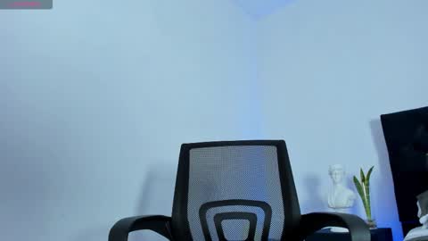 marcus_moreno online show from November 2025 08:18:01 PM