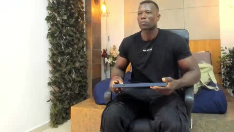 Snapshot of marcusblack_ chatting on May 2026 11:38:01 AM Marcusssss online show from May 2026 11:38:01 AM
