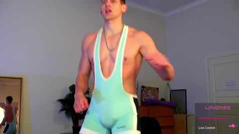 Snapshot of marcusdiamond chatting on January 2025 04:29:01 PM Marcus Diamond online show from January 2025 04:29:01 PM