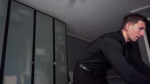 Snapshot of marcusdiamond chatting on October 2025 01:41:02 PM Marcus Diamond online show from October 2025 01:41:02 PM