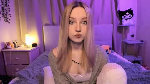 Margo online show from November 2025 07:35:02 PM