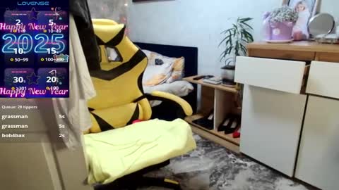 Mari online show from January 2025 09:27:01 AM