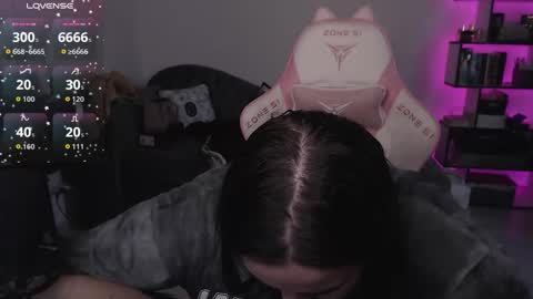 mari moore online show from November 2025 10:04:02 AM