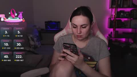 Snapshot of mari_moore7 chatting on June 2026 07:33:02 AM mari moore online show from June 2026 07:33:02 AM