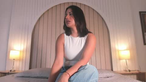 Maria  online show from April 2026 11:37:01 AM