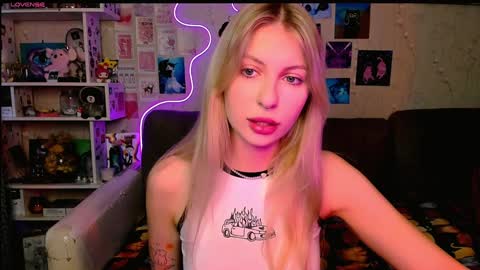 Snapshot of maria_hunt chatting on December 2024 03:18:02 AM Maria online show from December 2024 03:18:02 AM