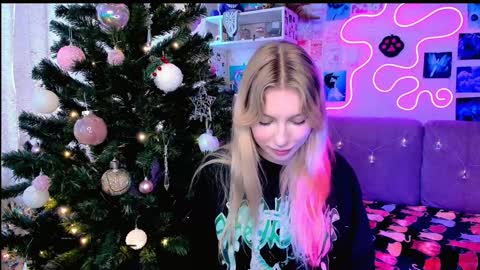 Snapshot of maria_hunt chatting on December 2024 06:11:02 AM Maria online show from December 2024 06:11:02 AM