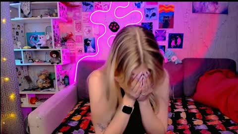 Snapshot of maria_hunt chatting on January 2025 03:00:01 AM Maria online show from January 2025 03:00:01 AM