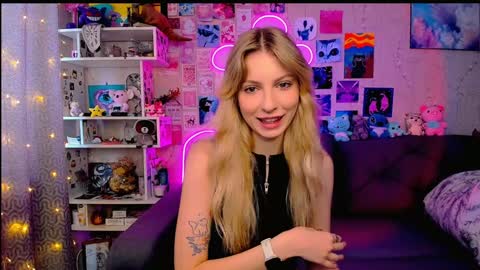 Snapshot of maria_hunt chatting on February 2025 03:30:01 AM Maria online show from February 2025 03:30:01 AM