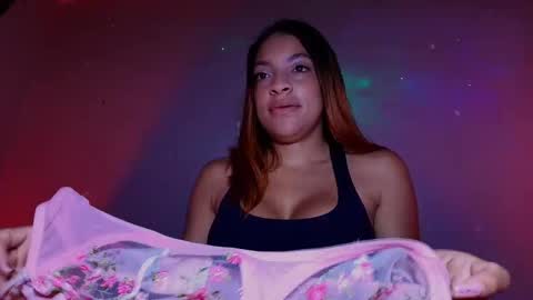 Snapshot of maria_rosee chatting on November 2025 12:05:02 PM ELI online show from November 2025 12:05:02 PM