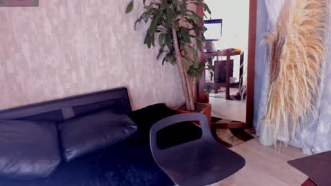 Snapshot of mariaa_9 chatting on December 2024 08:00:01 AM MARIA online show from December 2024 08:00:01 AM