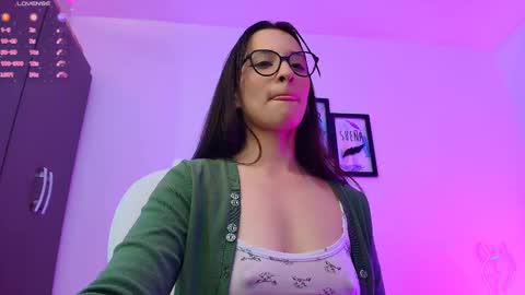 Snapshot of mariaan_m chatting on February 2025 02:01:01 PM Leidy online show from February 2025 02:01:01 PM