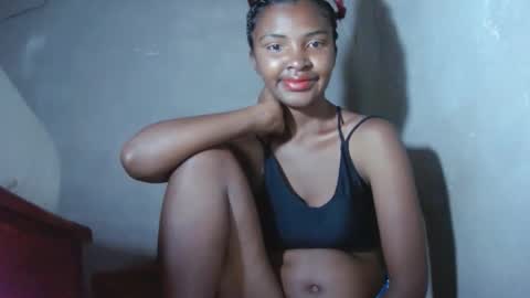 Maria online show from November 2025 09:35:01 PM