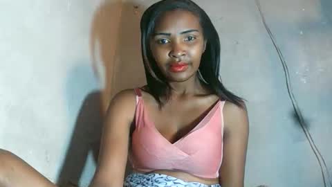 Maria online show from December 2025 03:57:01 AM