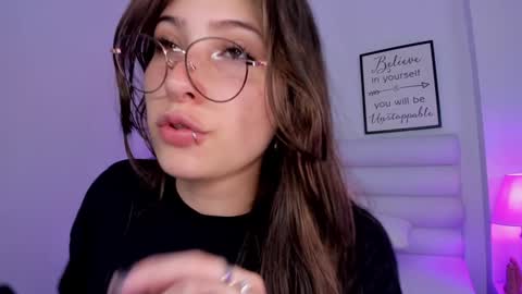 Mariam online show from December 2024 10:12:01 PM