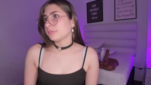 Mariam online show from January 2025 10:23:01 PM