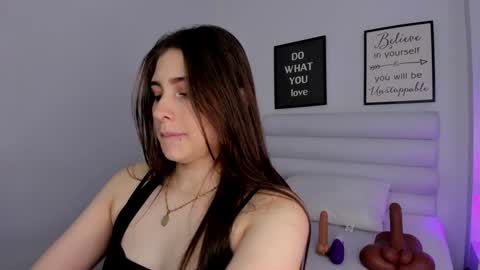 Mariam online show from February 2025 07:10:01 PM