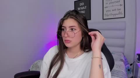 Mariam online show from March 2025 08:05:01 PM