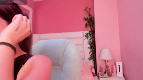 Mariam online show from November 2025 02:57:02 AM