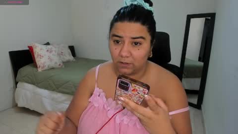   Mariam Castiblanco online show from June 2026 08:10:02 PM