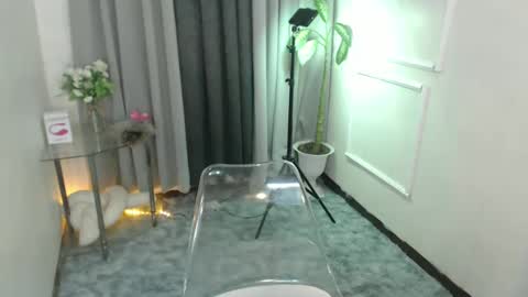 Snapshot of mariamercedesxxx chatting on February 2025 12:01:02 PM maria online show from February 2025 12:01:02 PM