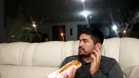 Snapshot of mariana114o chatting on February 2026 03:39:01 AM Mariana online show from February 2026 03:39:01 AM