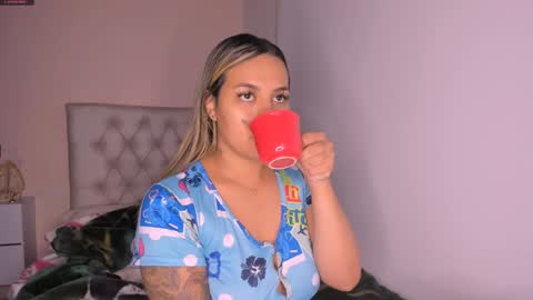 Snapshot of mariana__roe chatting on January 2025 06:36:02 AM Mariana Roe online show from January 2025 06:36:02 AM