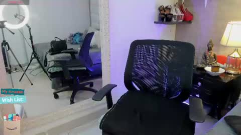 Snapshot of mariana_c chatting on June 2026 03:02:01 PM Mar y online show from June 2026 03:02:01 PM