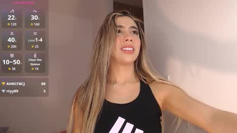 Snapshot of mariana_es chatting on November 2025 09:48:01 PM Mariana online show from November 2025 09:48:01 PM