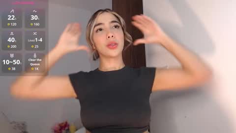 Snapshot of mariana_es chatting on November 2025 01:27:01 AM Mariana online show from November 2025 01:27:01 AM