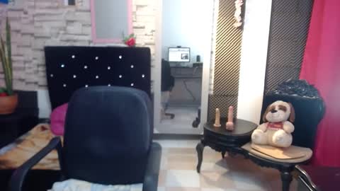 mariana_night online show from September 2025 09:26:01 PM