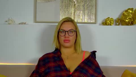 Maria online show from November 2025 06:49:01 AM