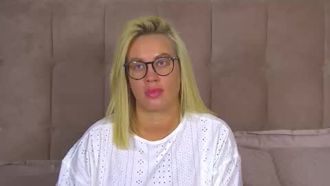 Maria online show from March 2026 07:06:01 PM