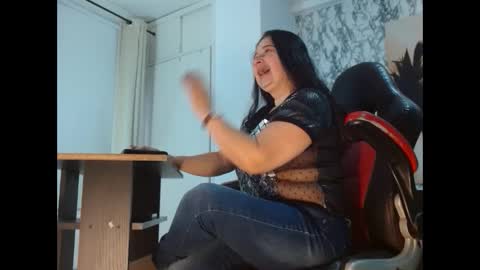 Mariani online show from September 2025 12:43:02 PM