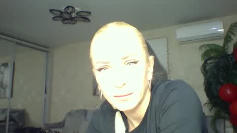 marianna1977 online show from February 2025 08:31:02 PM