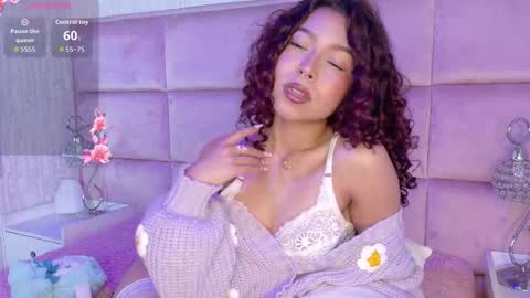 Snapshot of marianna_ray_ chatting on December 2025 08:15:01 PM marianna_ray_ online show from December 2025 08:15:01 PM