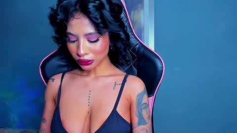 M A R I A N E online show from January 2025 04:10:02 AM