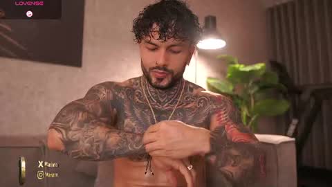 Snapshot of mariano_costa chatting on June 2026 06:05:02 AM Mariano Costa online show from June 2026 06:05:02 AM