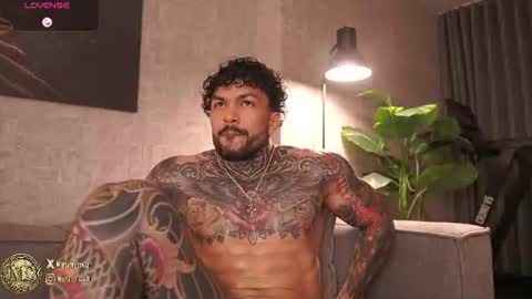 Snapshot of mariano_costa chatting on June 2026 01:49:01 AM Mariano Costa online show from June 2026 01:49:01 AM