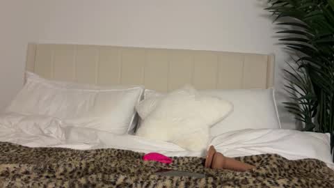 mariareev online show from December 2025 12:41:02 AM