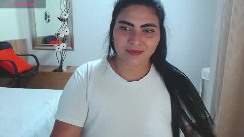 Snapshot of mariavex chatting on December 2025 01:35:02 AM mariavex online show from December 2025 01:35:02 AM