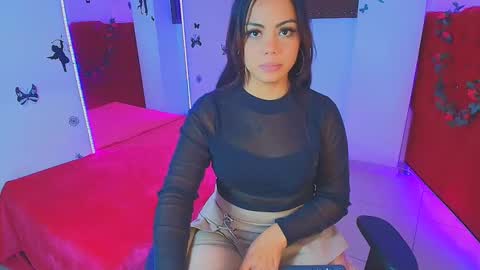 Snapshot of maribelsex303av chatting on September 2025 03:48:01 PM maribelsex303av online show from September 2025 03:48:01 PM