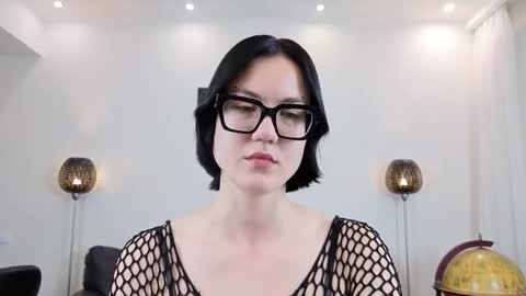 Marie Fitch online show from January 2026 03:42:02 AM