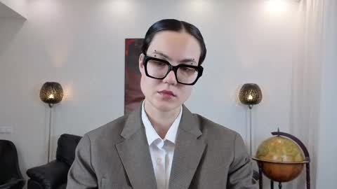 Marie Fitch online show from May 2026 02:18:01 AM