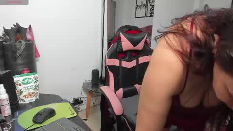 Snapshot of marie_mature chatting on June 2026 10:21:02 PM marie online show from June 2026 10:21:02 PM