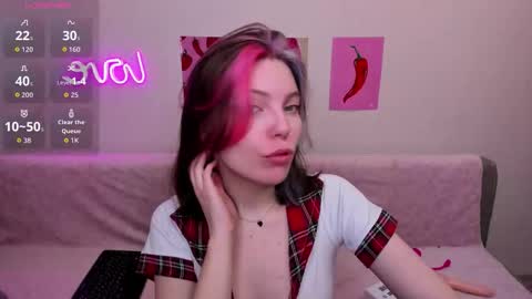 Snapshot of marie_reyes_ chatting on February 2026 03:15:01 AM Mary 3 online show from February 2026 03:15:01 AM