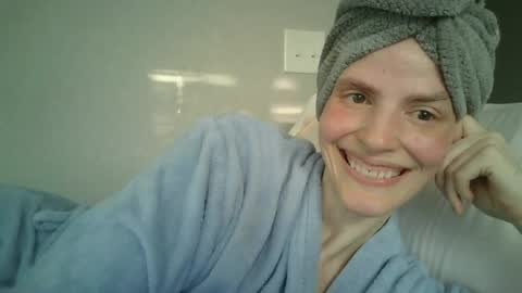 Snapshot of mariejojo chatting on June 2026 12:41:02 PM Mariejojo online show from June 2026 12:41:02 PM